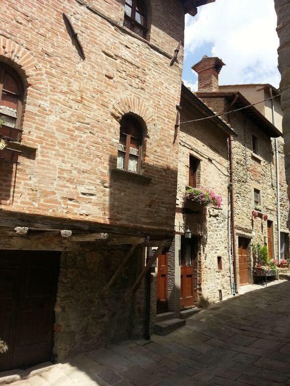 Villa La Casina Nel Vicolo à Cortone Extérieur photo